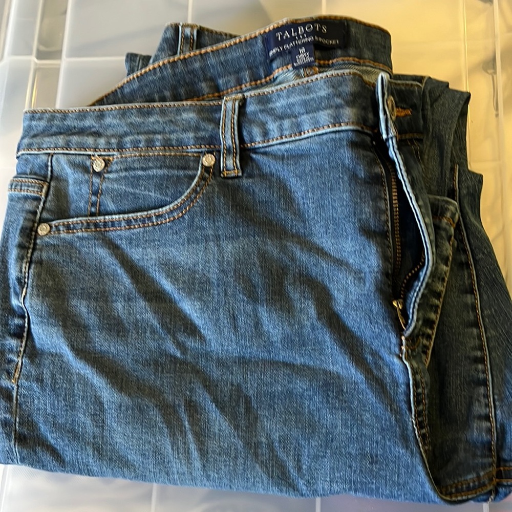 Talbots Simply Flattering 5 Pocket Jeans